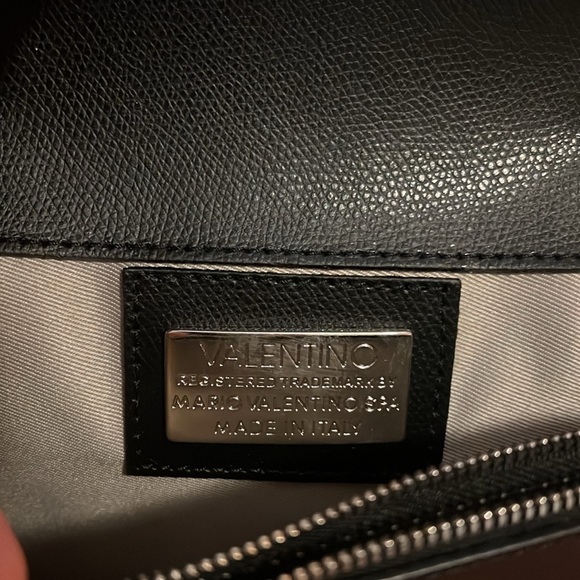 Black leather hide Valentino 8 inch purse - dual cross body/strap - Picture 6 of 7